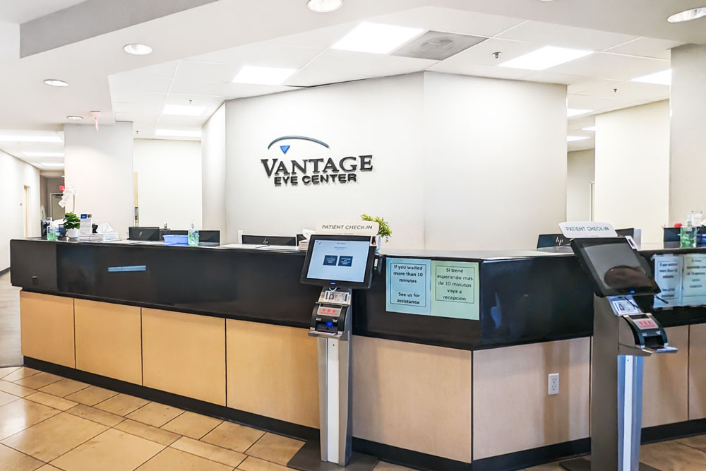 Front desk shot of appointment/check-in desk at Vantage Eye Center.